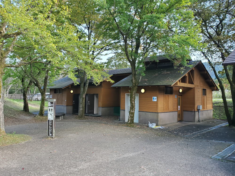 田貫湖キャンプ場のトイレ